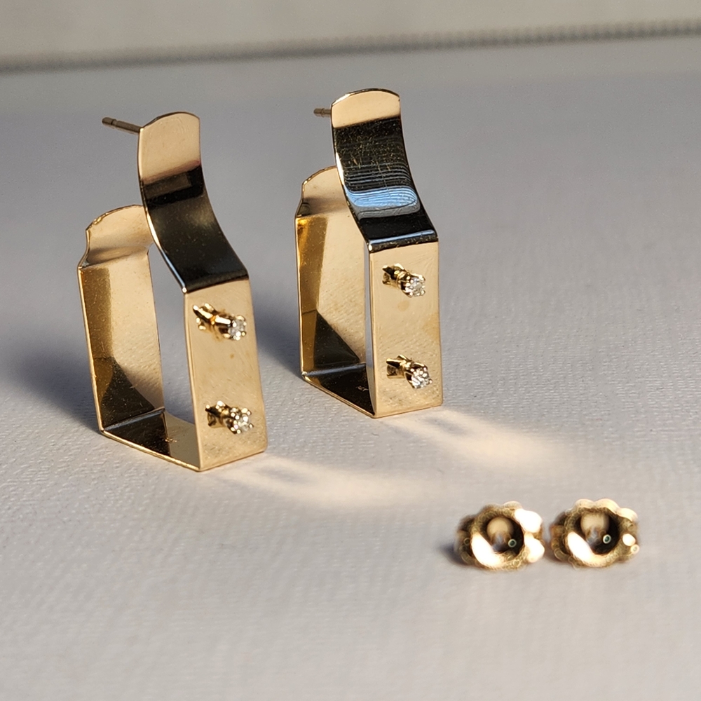 Very VTG Italian 80s 14K Gold Modernist Geometric Hoop & Diamond Earrings 3.30g - Picture 4 of 16